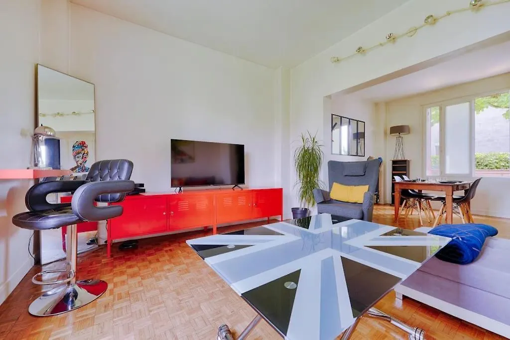Welcome To Royal House Choisy-le-Roi Apartment